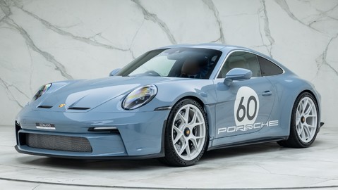 Porsche 911 S/T 
