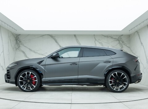 Lamborghini Urus 2