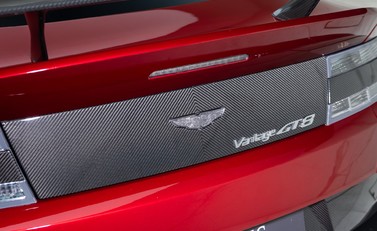 Aston Martin Vantage GT8 35