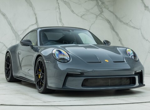 Porsche 911 GT3 TOURING (992) 6