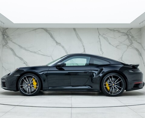 Porsche 911 Turbo S (992) 