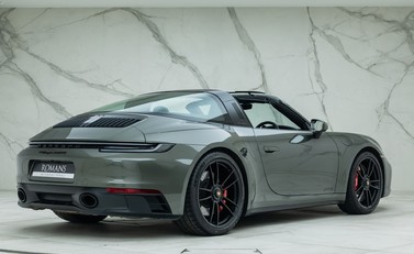 Porsche 911 Targa 4 GTS (992) 5