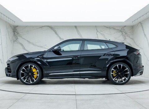 Lamborghini Urus 2