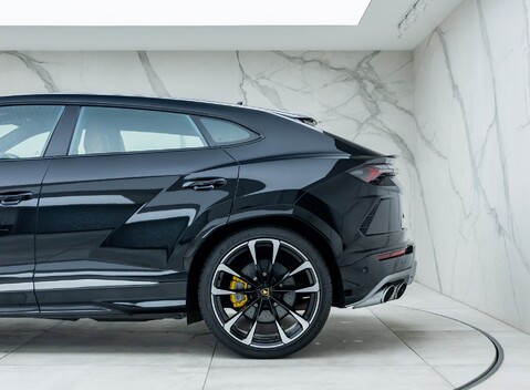 Lamborghini Urus 33