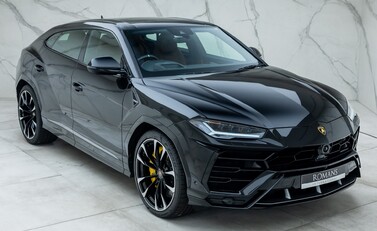 Lamborghini Urus 8