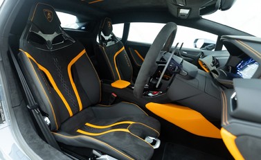 Lamborghini Huracan Tecnica 11