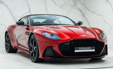 Aston Martin DBS Superleggera 9