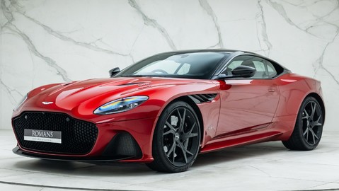 Aston Martin DBS Superleggera 