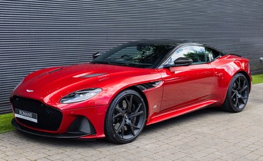 Aston Martin DBS Superleggera 2