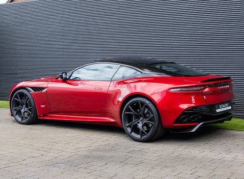 Aston Martin DBS Superleggera 4