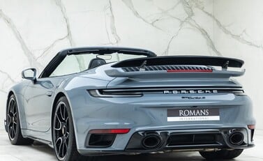 Porsche 911 Turbo S CABRIOLET (992) 10