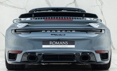 Porsche 911 Turbo S CABRIOLET (992) 8