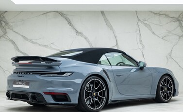 Porsche 911 Turbo S CABRIOLET (992) 5