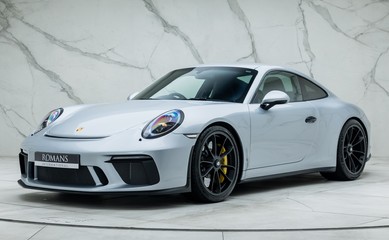 Porsche 911 GT3 TOURING (991.2)