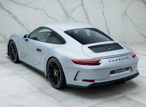 Porsche 911 GT3 TOURING (991.2) 9