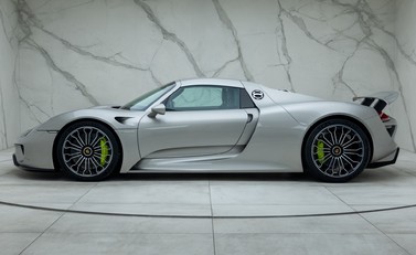 Porsche 918 Spyder 4