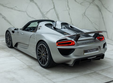 Porsche 918 Spyder 13