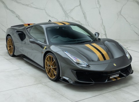 Ferrari 488 Pista 8