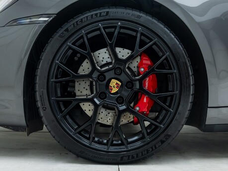 Porsche 911 Carrera 4S