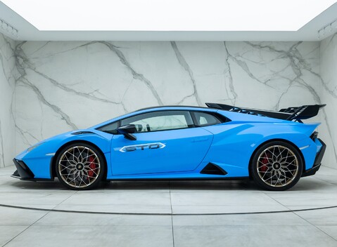 Lamborghini Huracan STO 2