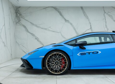 Lamborghini Huracan STO 56