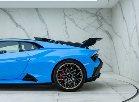 Lamborghini Huracan STO 57