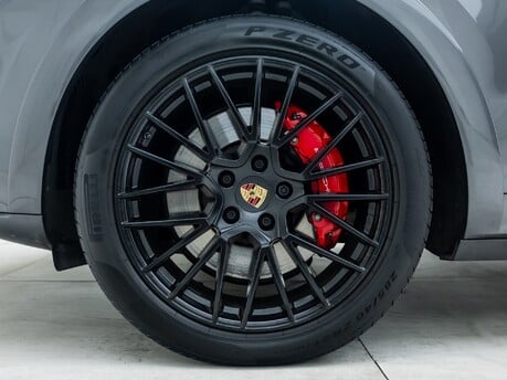 Porsche Cayenne GTS