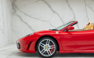 Ferrari F430 SPIDER 38