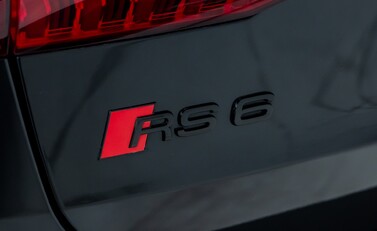 Audi RS6 Avant Performance Carbon Vorsprung 38