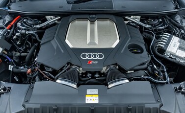 Audi RS6 Avant Performance Carbon Vorsprung 42