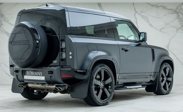 Land Rover Defender 90 V8 CARPATHIAN EDITION 3