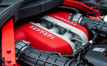 Ferrari Purosangue V12 57