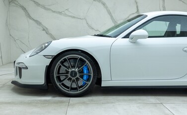 Porsche 911 GT3 (991) 37