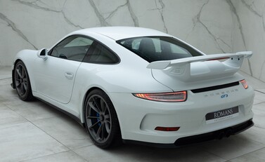 Porsche 911 GT3 (991) 9