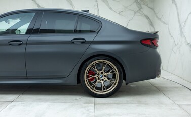 BMW M5 CS 43