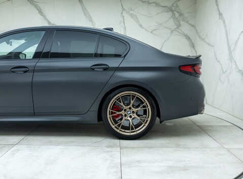 BMW M5 CS 43