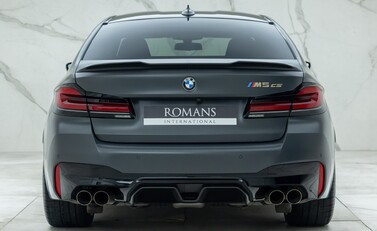 BMW M5 CS 4