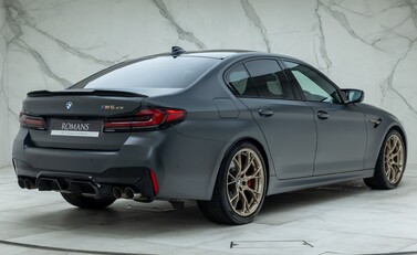 BMW M5 CS 2