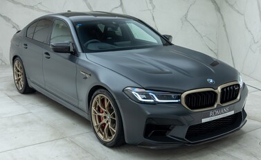 BMW M5 CS 7