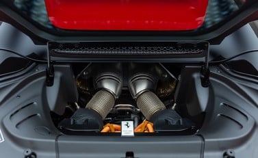 Ferrari 296 GTS 46