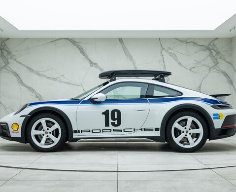 Porsche 911 Dakar (992) 