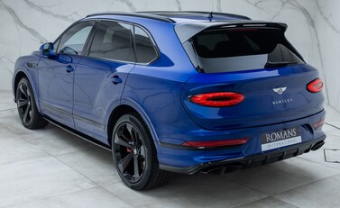 Bentley Bentayga V8 11