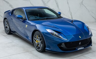 Ferrari 812 Superfast 11