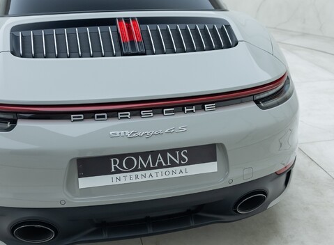 Porsche 911 Targa 4S (992) 29