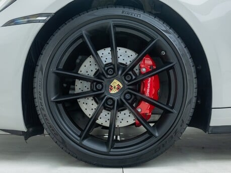 Porsche 911 Targa 4S (992)