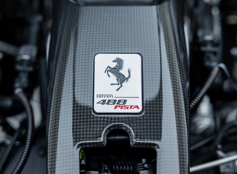 Ferrari 488 Pista Piloti 57