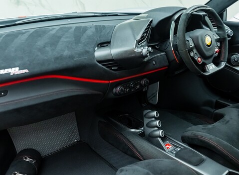 Ferrari 488 Pista Piloti 22