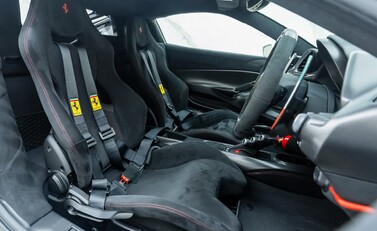 Ferrari 488 Pista Piloti 13