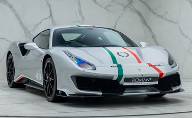 Ferrari 488 Pista Piloti 6