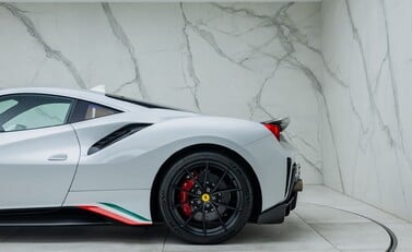 Ferrari 488 Pista Piloti 54